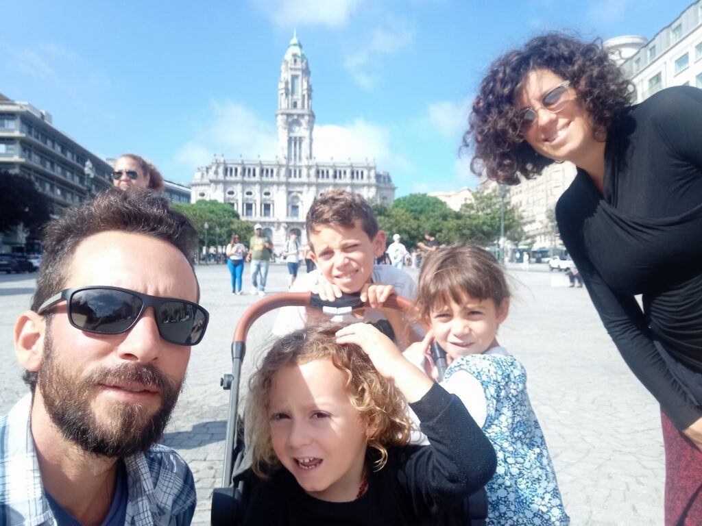 תמונה משפחתית כרמית בפורטו פורטוגל